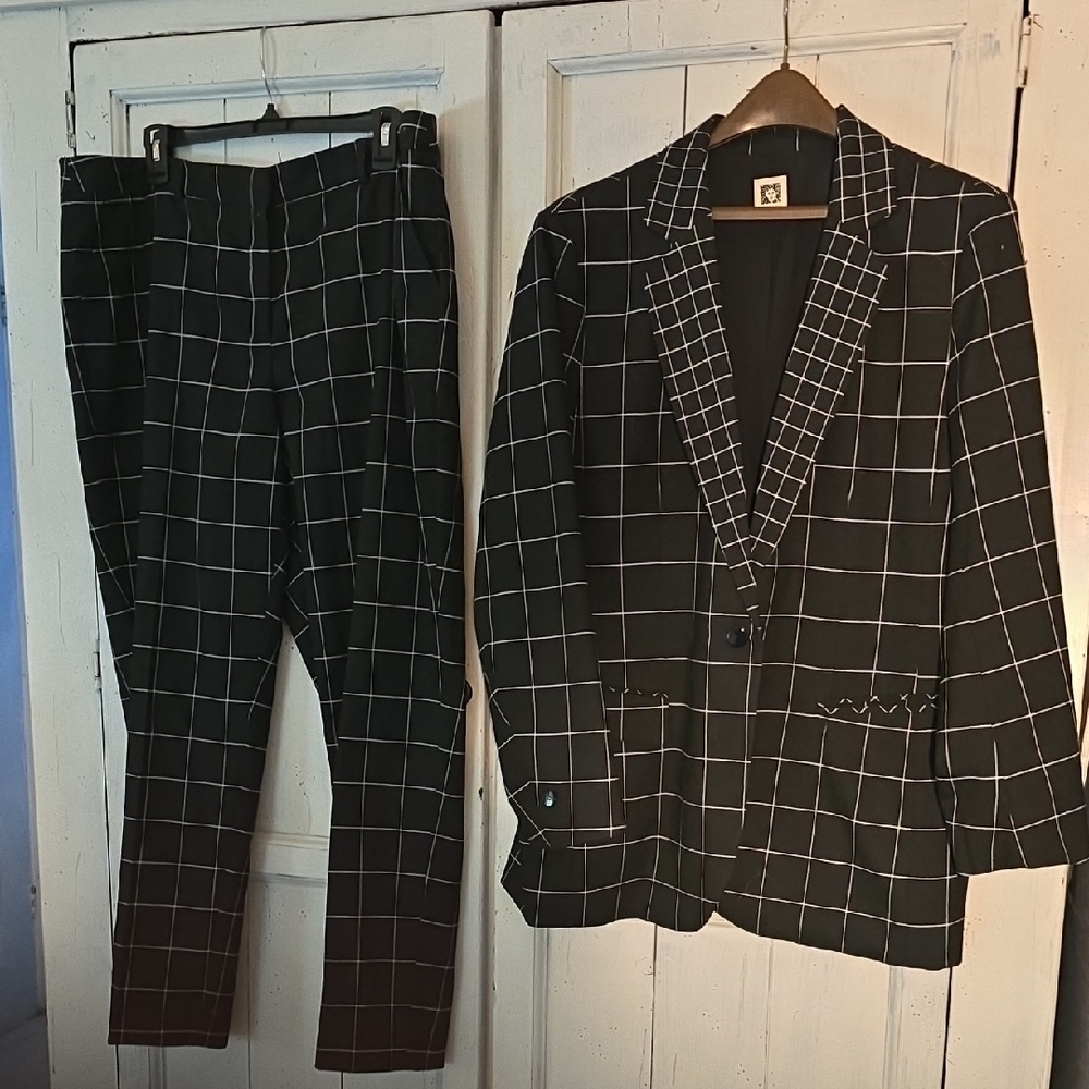Anne Klein Black and White Checkered Blazer